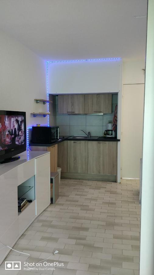 Studio Rdj Terrasse Piscine Sanary Sur Mer Екстериор снимка